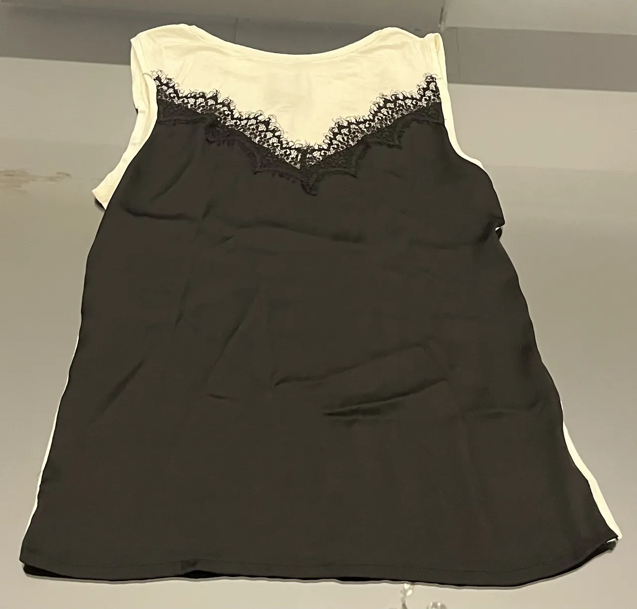 Musculosa Desiderata - imagen 1