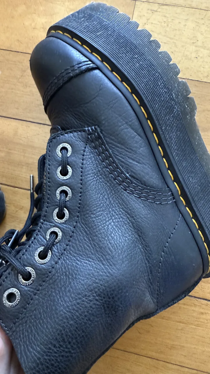 Borcegos Dr. Martens - imagen 2
