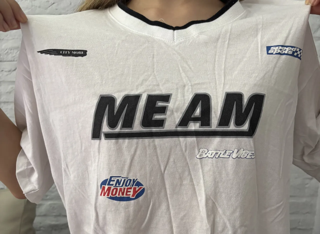 Remera A ≠ - imagen 2
