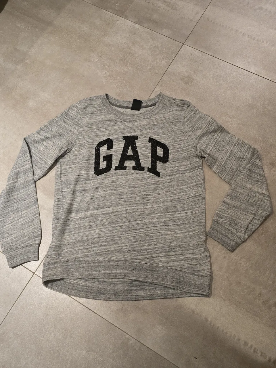 Buzo GAP - imagen 1