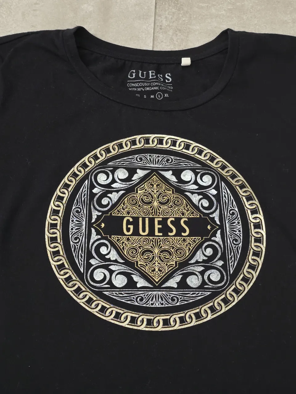 Remera GUESS - imagen 2