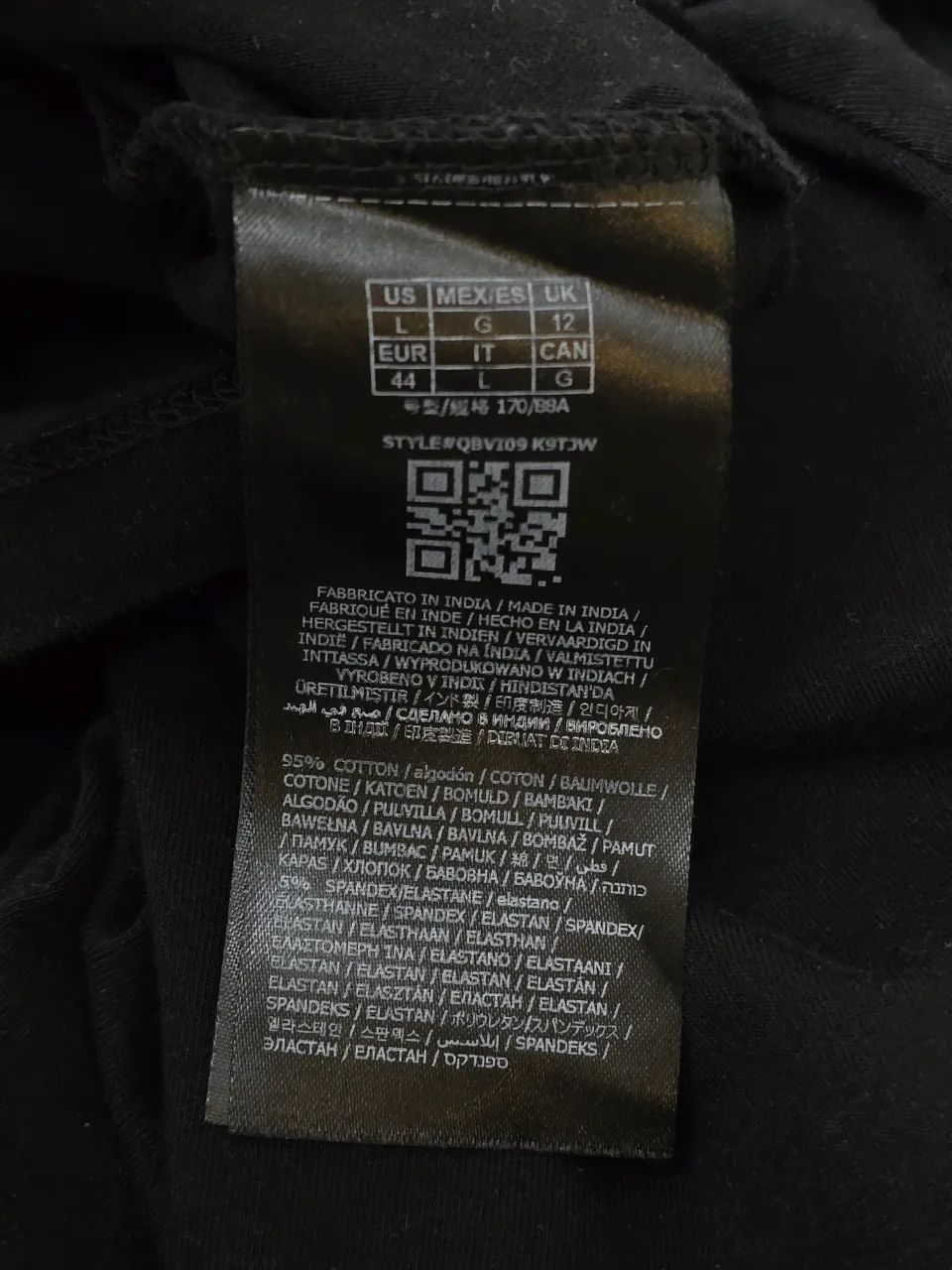 Remera GUESS - imagen 5