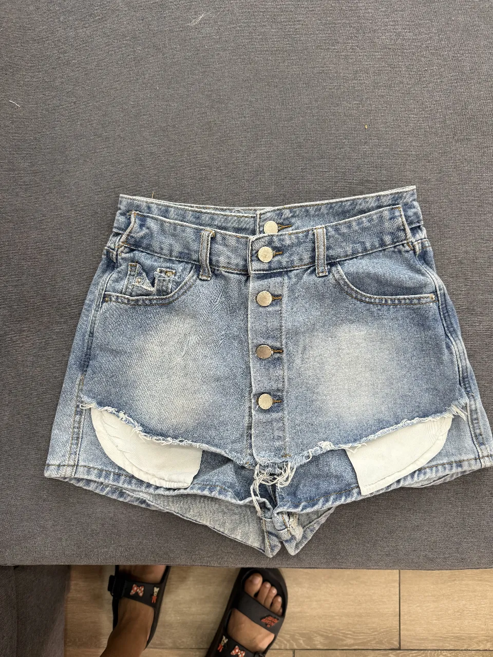 Short Omai - imagen 1