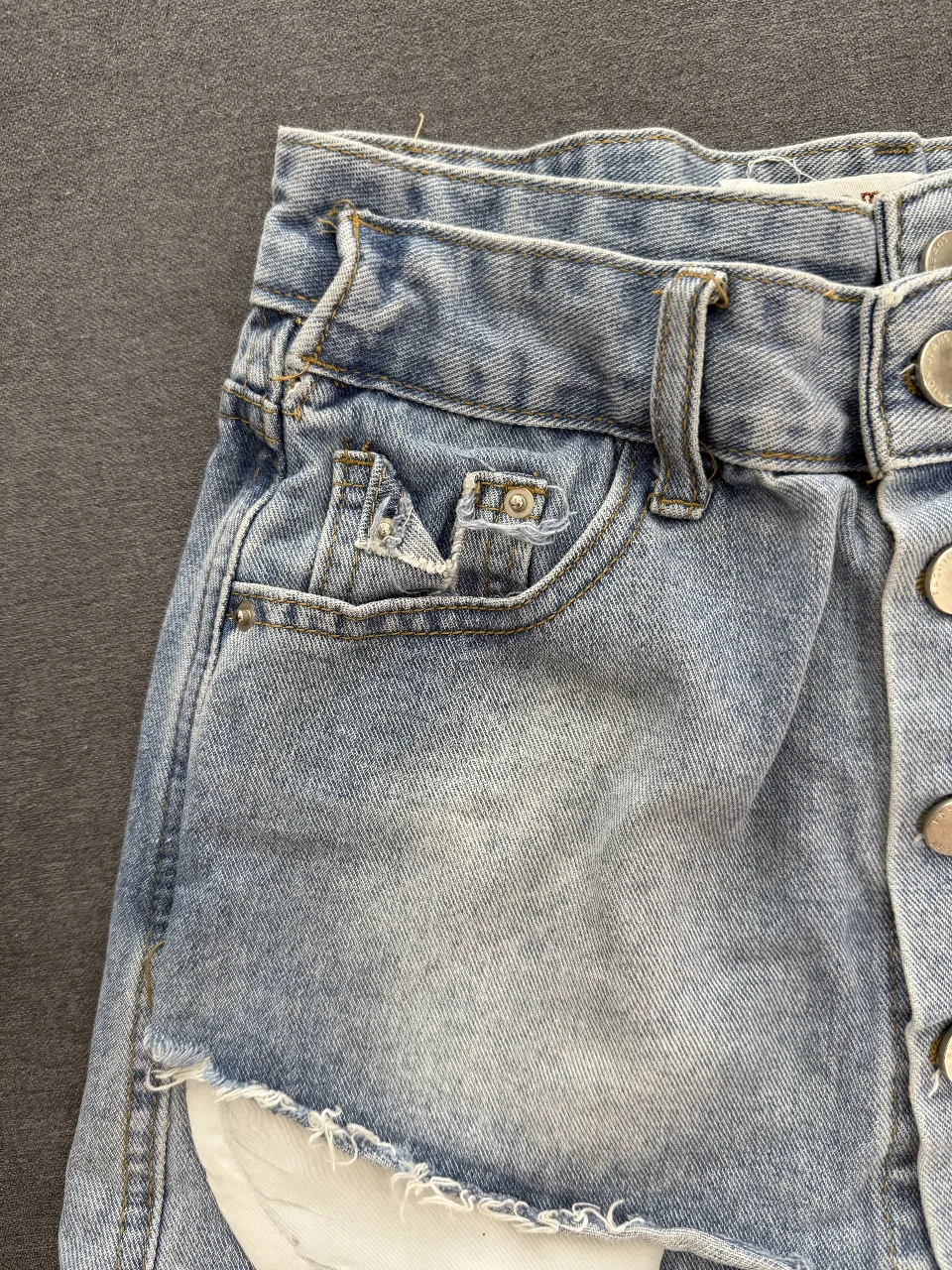 Short Omai - imagen 2