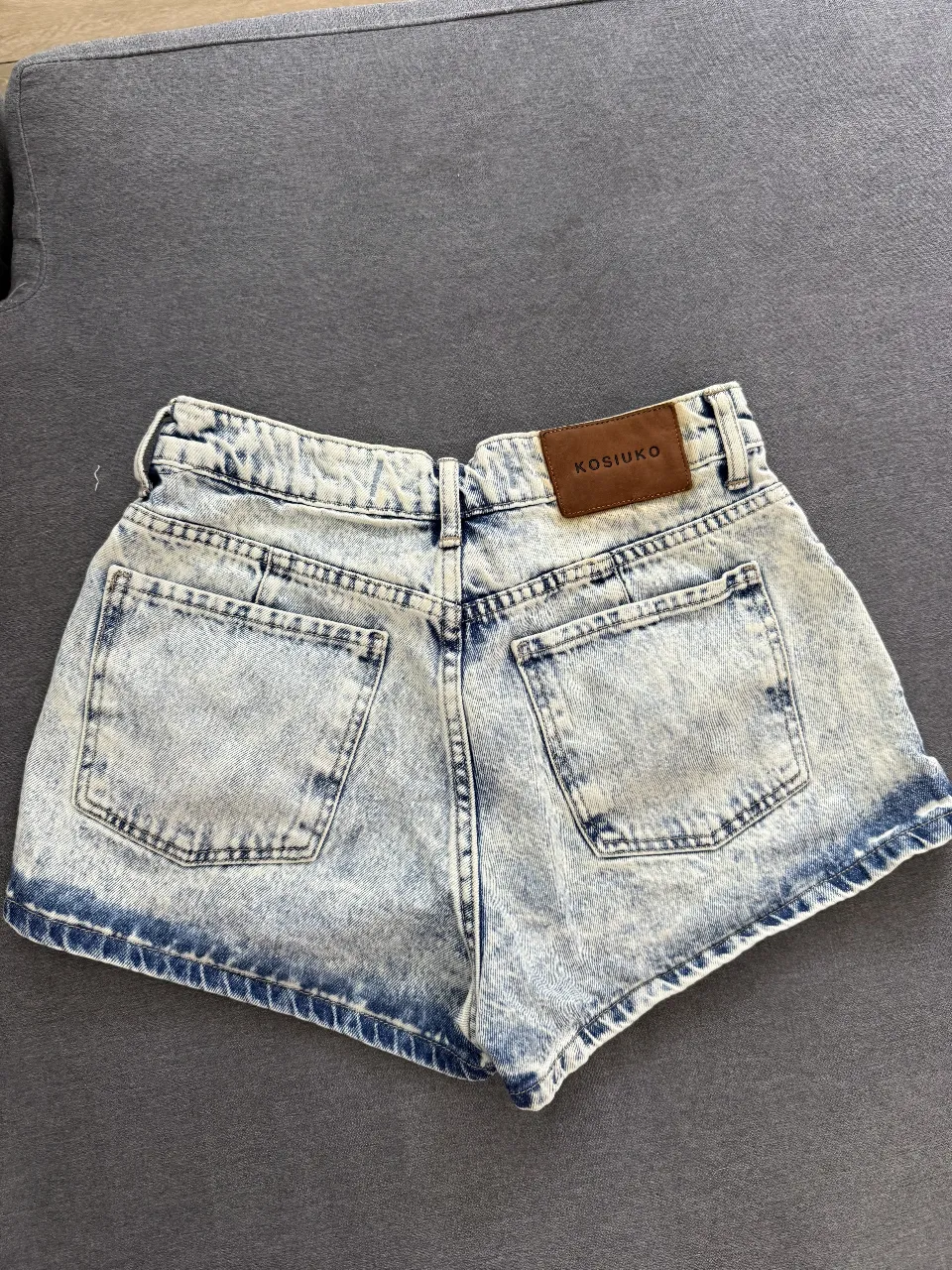 Short Kosiuko - imagen 2