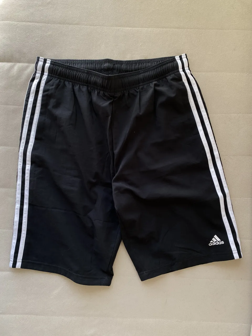 Short adidas