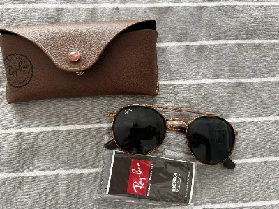 Ray-Ban