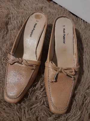Hush Puppies