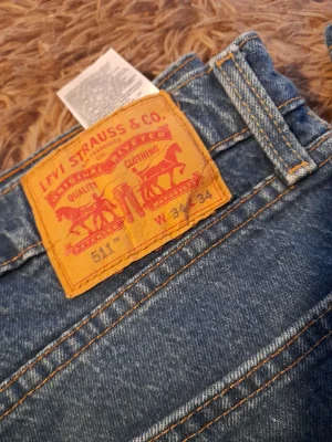 Levi's