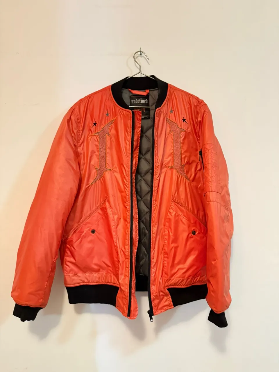 Campera Undefined - imagen 1
