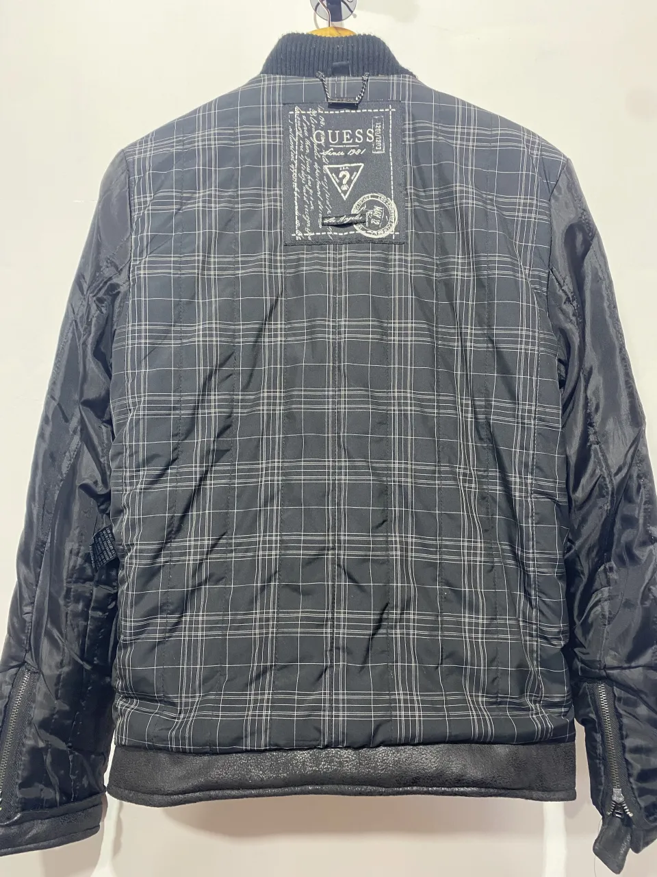 Campera GUESS - imagen 8