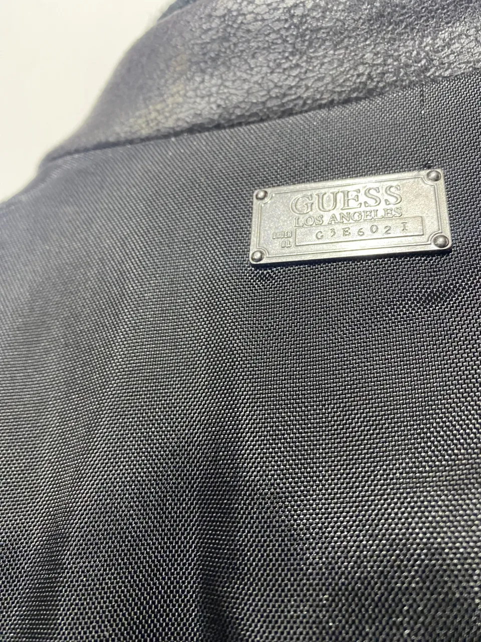 Campera GUESS - imagen 5