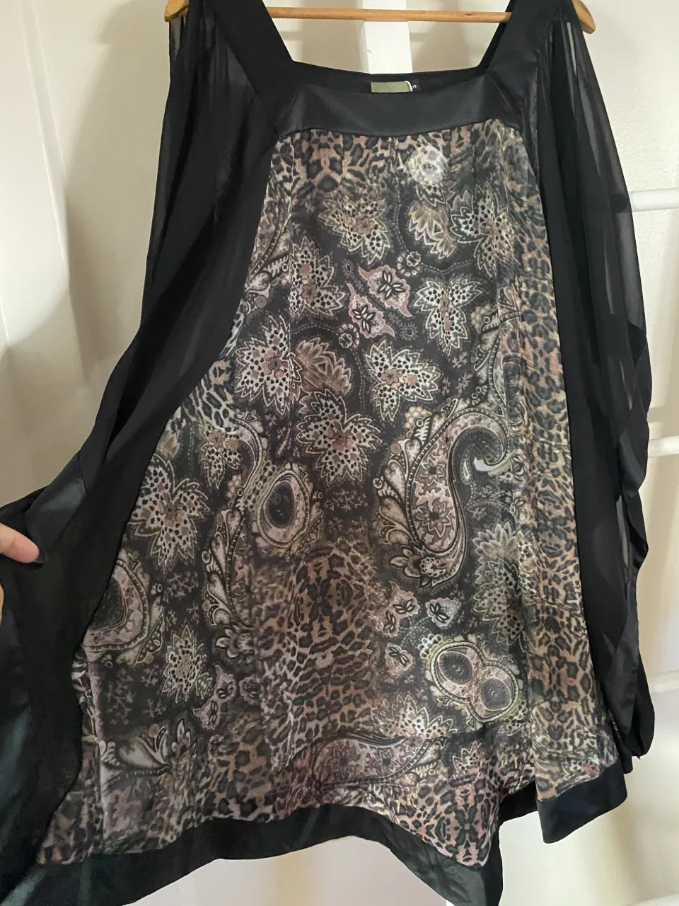 Blusa Razas - Vista 4