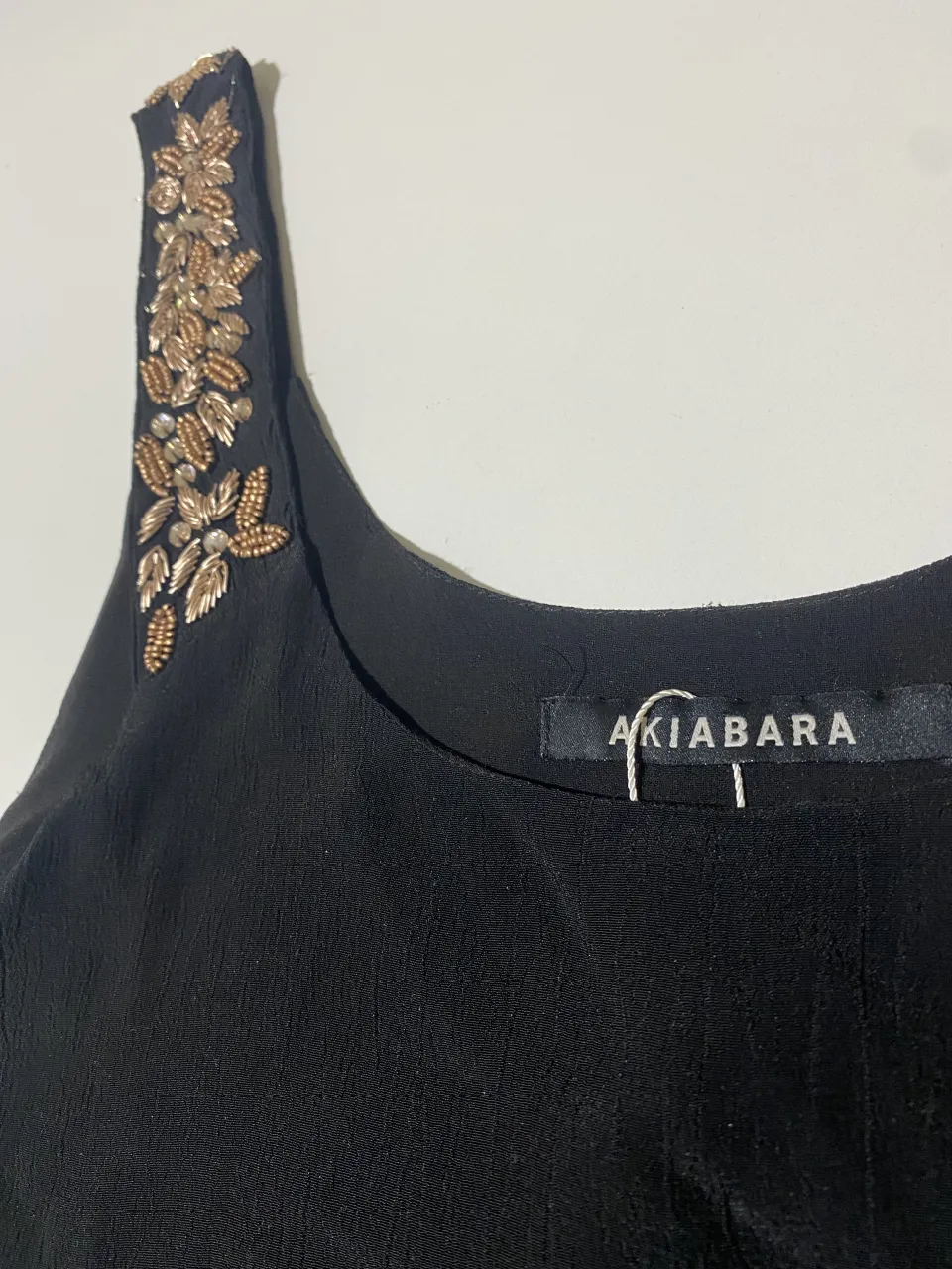 Top Akiabara - imagen 1