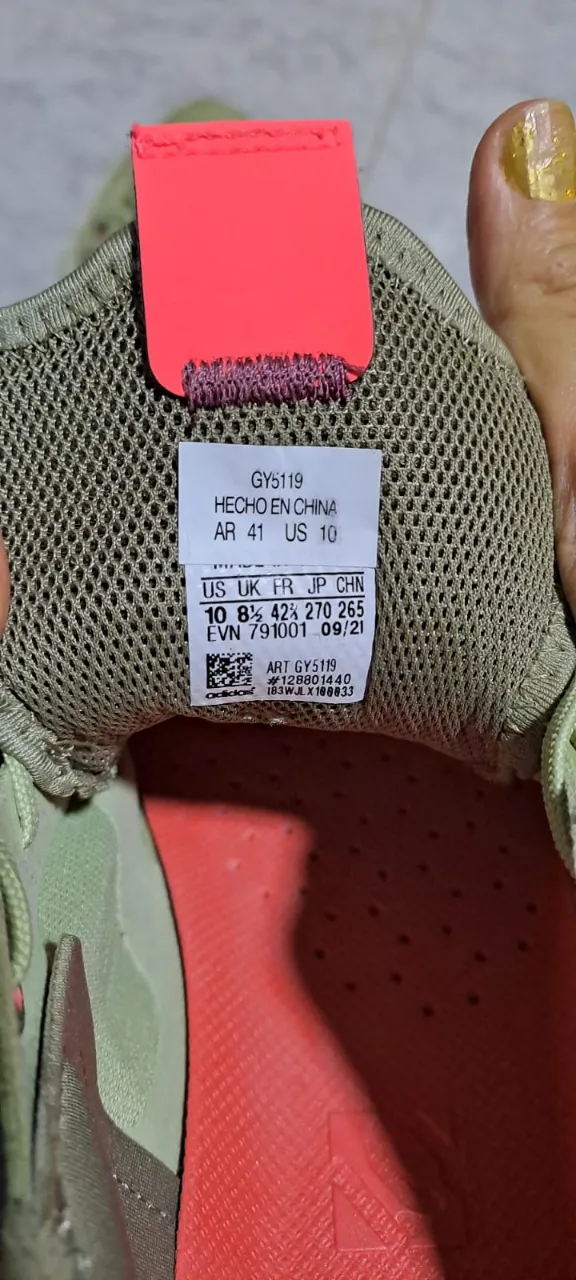 Zapatillas adidas miniatura 5