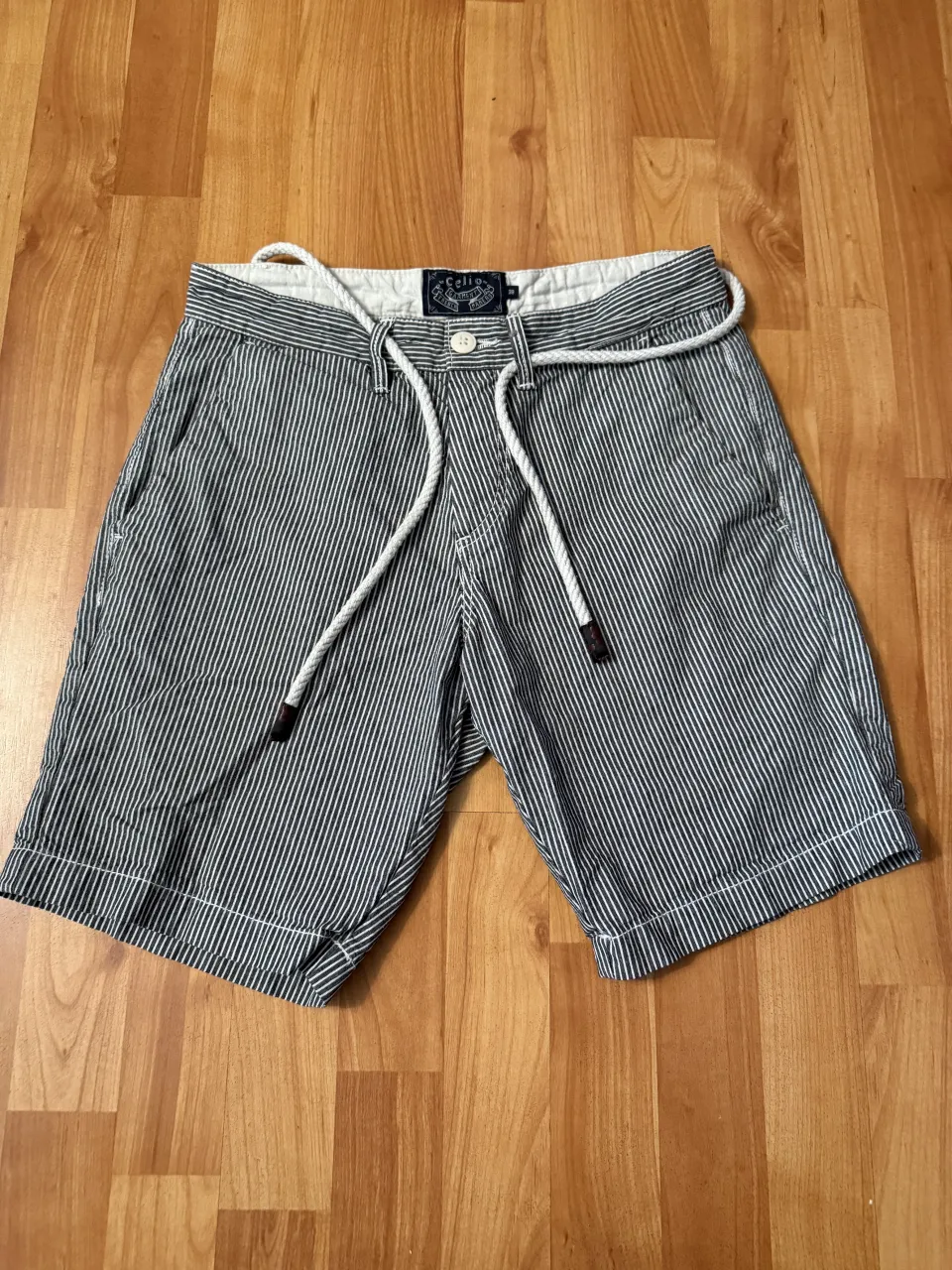 Bermuda Celio - imagen 1