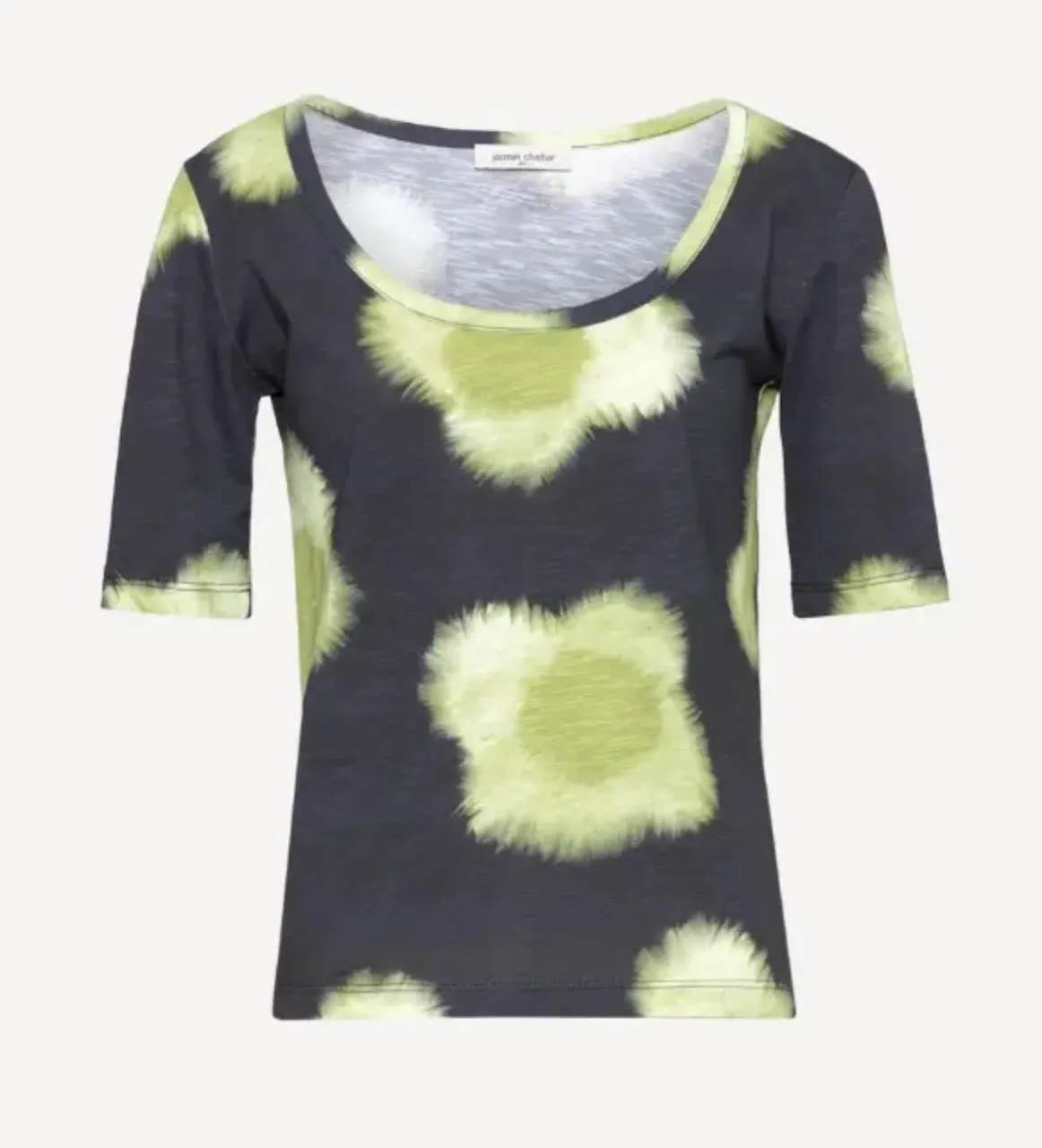 Remera Jazmín Chebar
