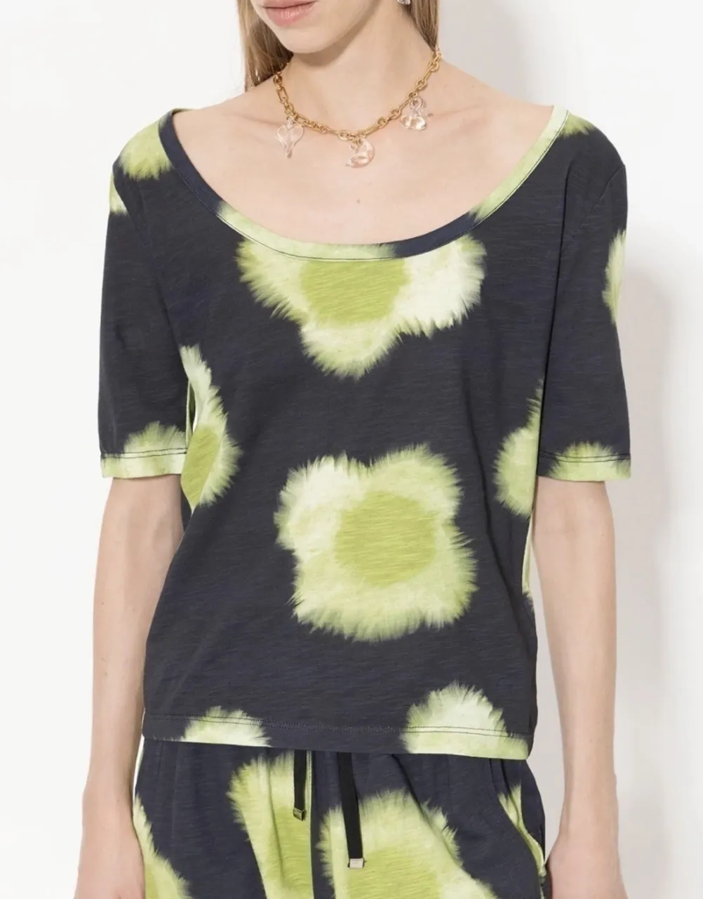 Remera Jazmín Chebar miniatura 4