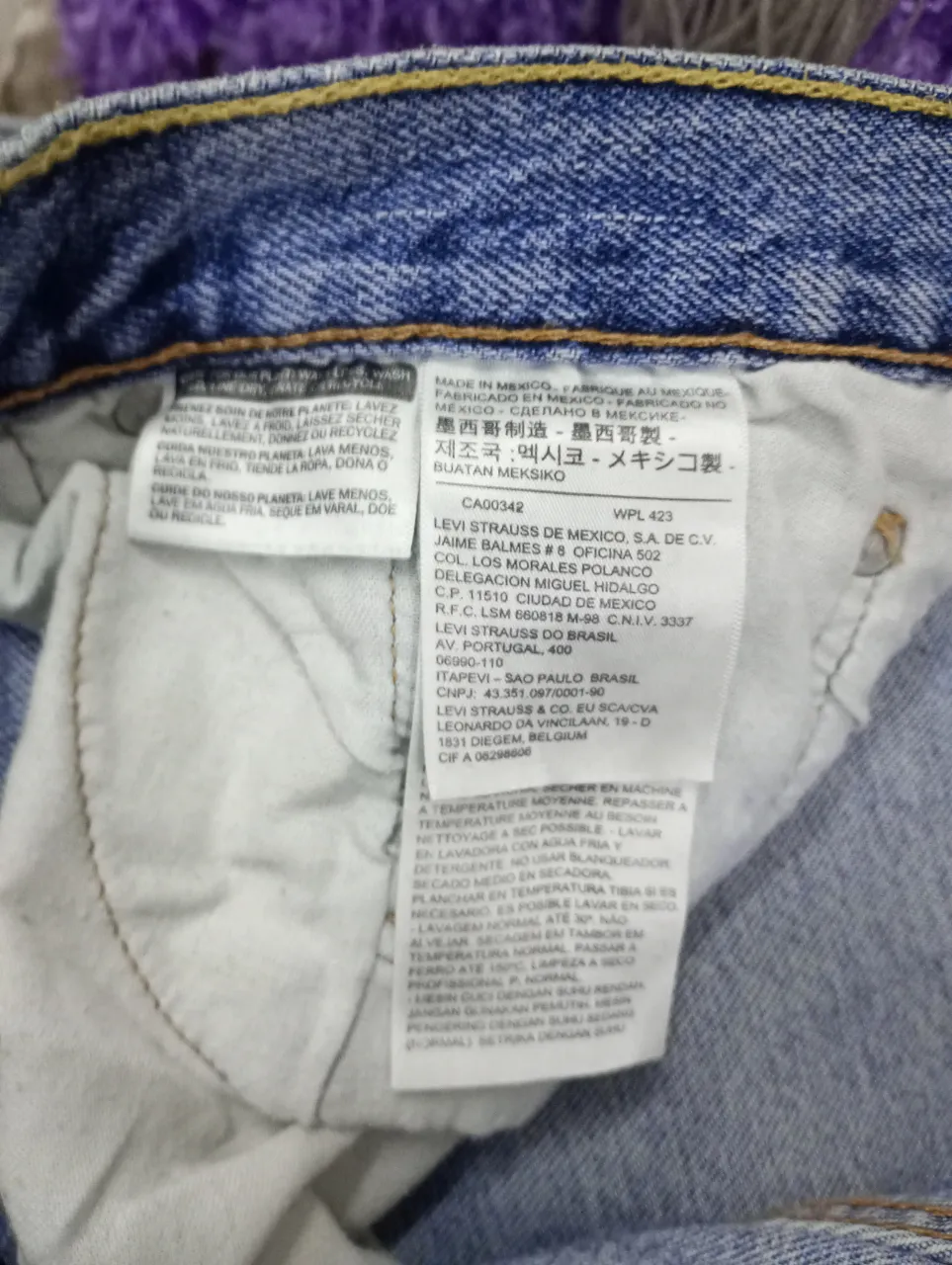 Jean Levi's - Vista 5