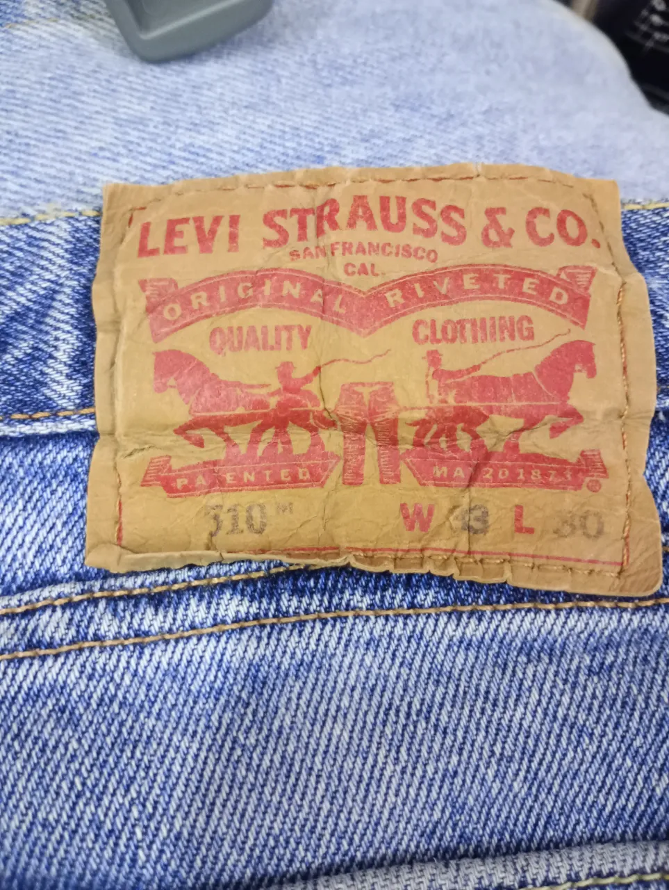 Jean Levi's - Vista 4