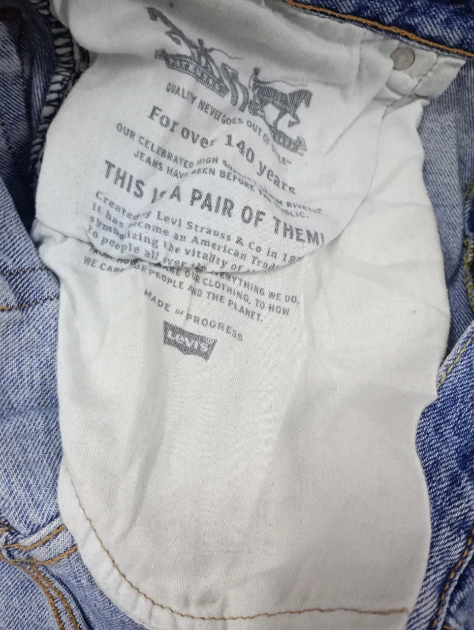 Jean Levi's - Vista 6