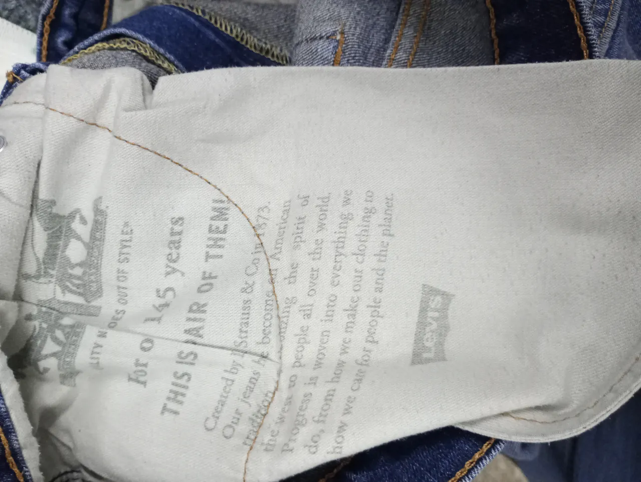 Jean Levi's - imagen 6