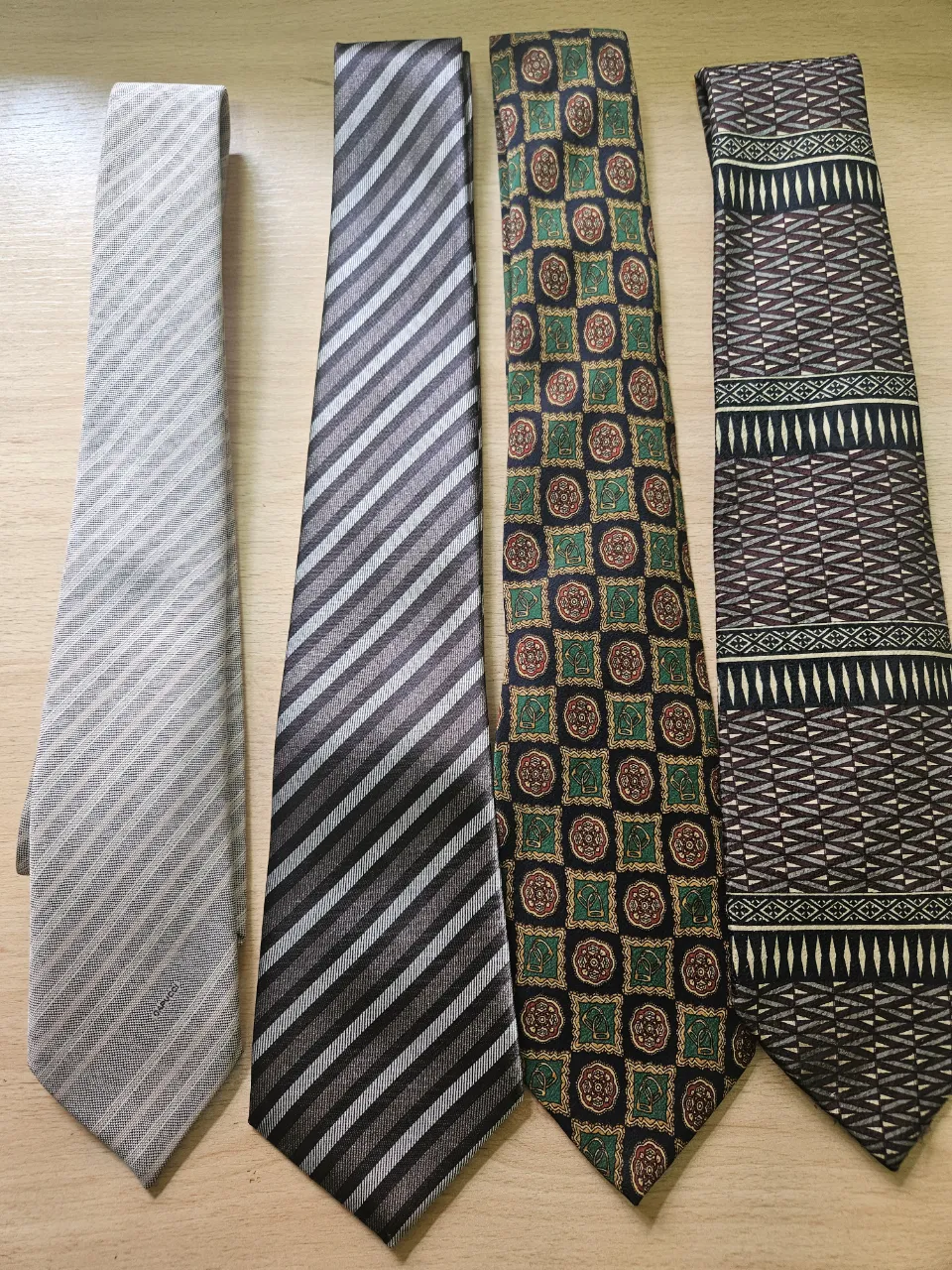 Corbata Variadas.