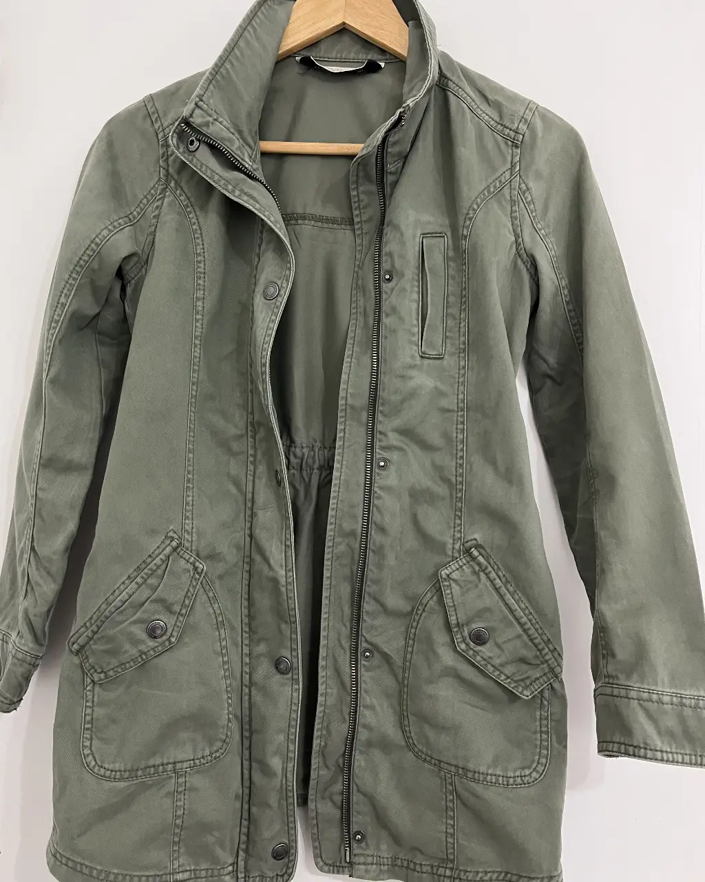 Gabardina Abercrombie & Fitch - imagen 1