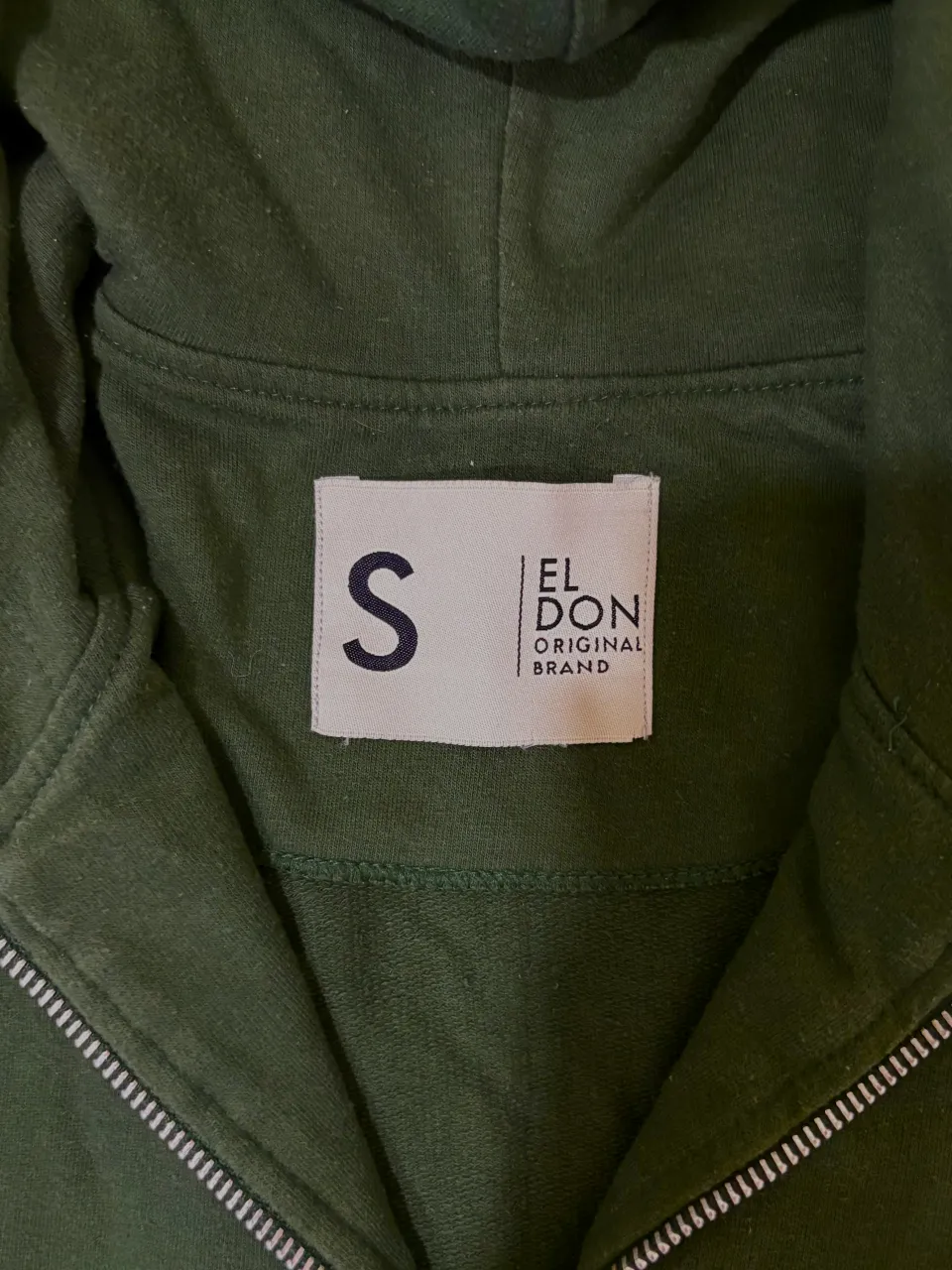 Buzo El don - Vista 2