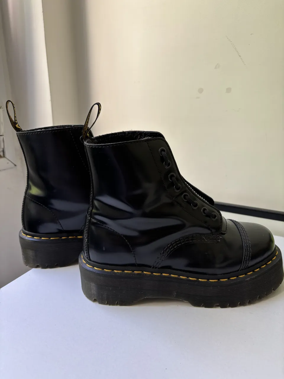 Borcegos Dr. Martens - imagen 3