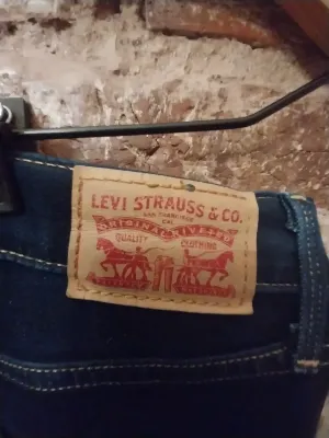 Levi's