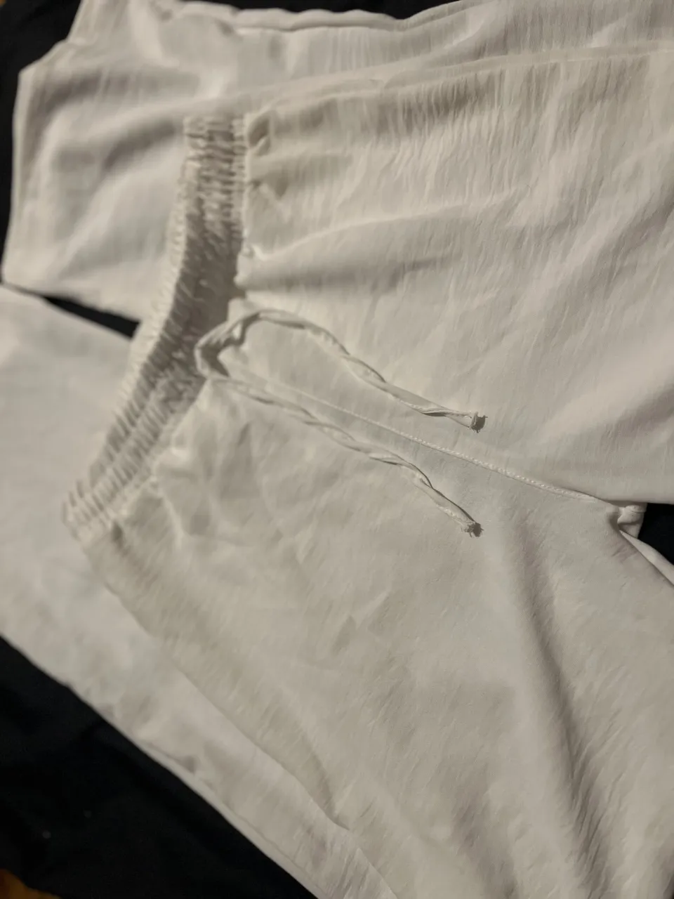 Pantalón A ≠