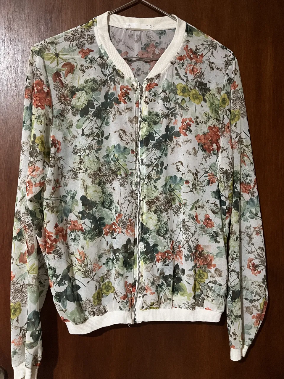 Campera lft - imagen 1