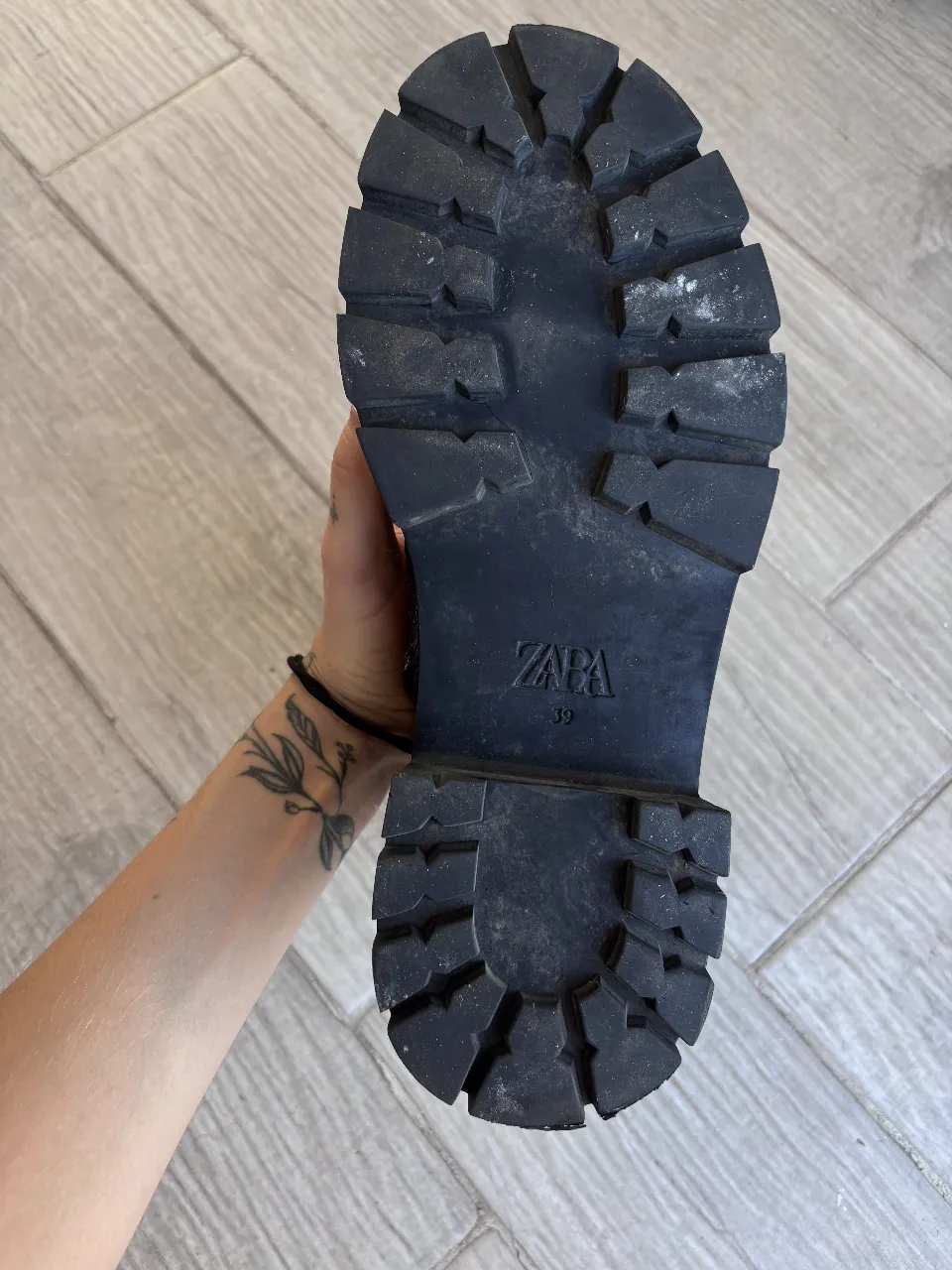 Borcegos Zara - imagen 4