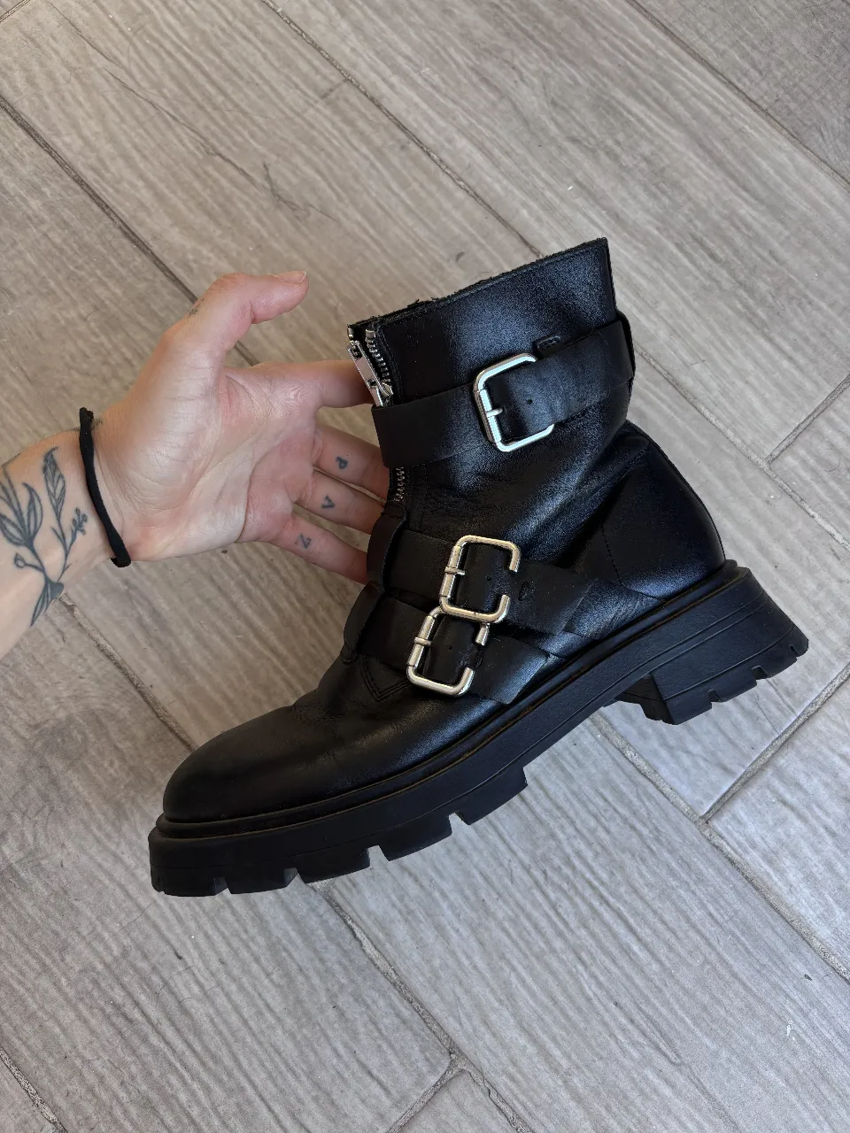 Borcegos Zara - imagen 2