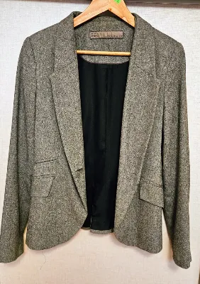Zara Basic
