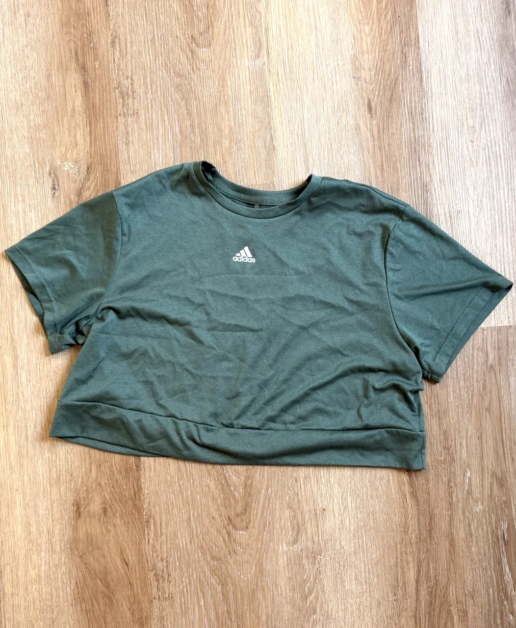 Remera adidas