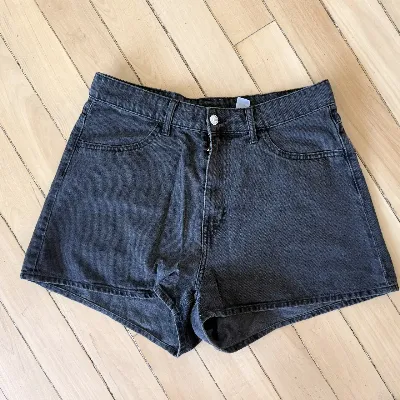 H&M