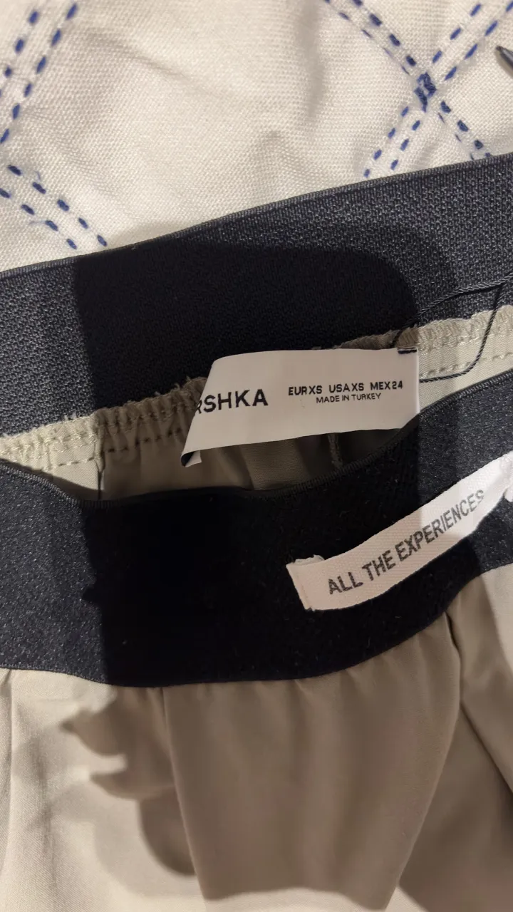 Pantalón Bershka - imagen 1