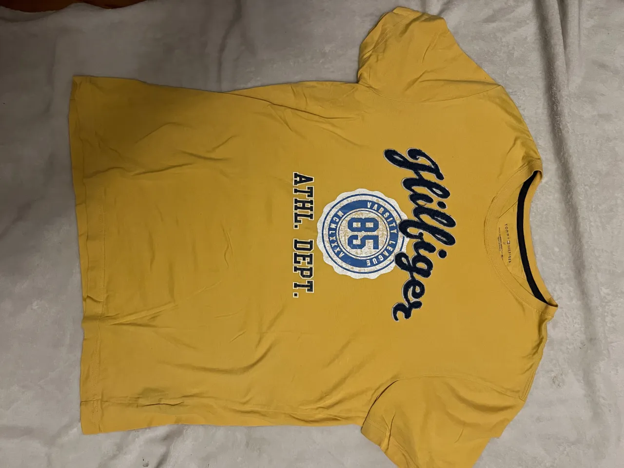 Remera Tommy Hilfiger - imagen 1