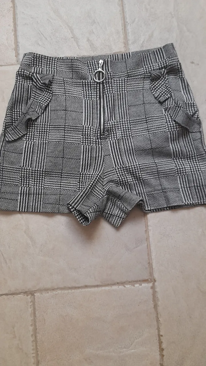 Short Bershka - imagen 1