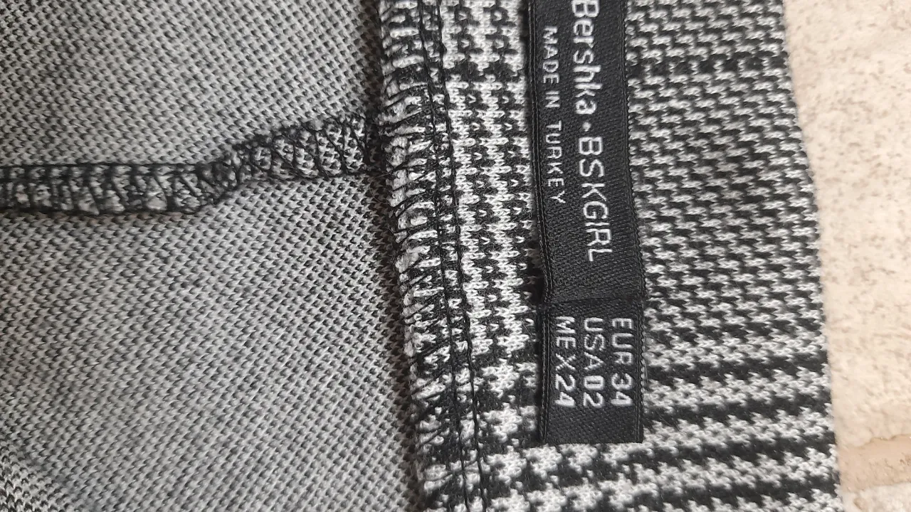 Short Bershka - imagen 3