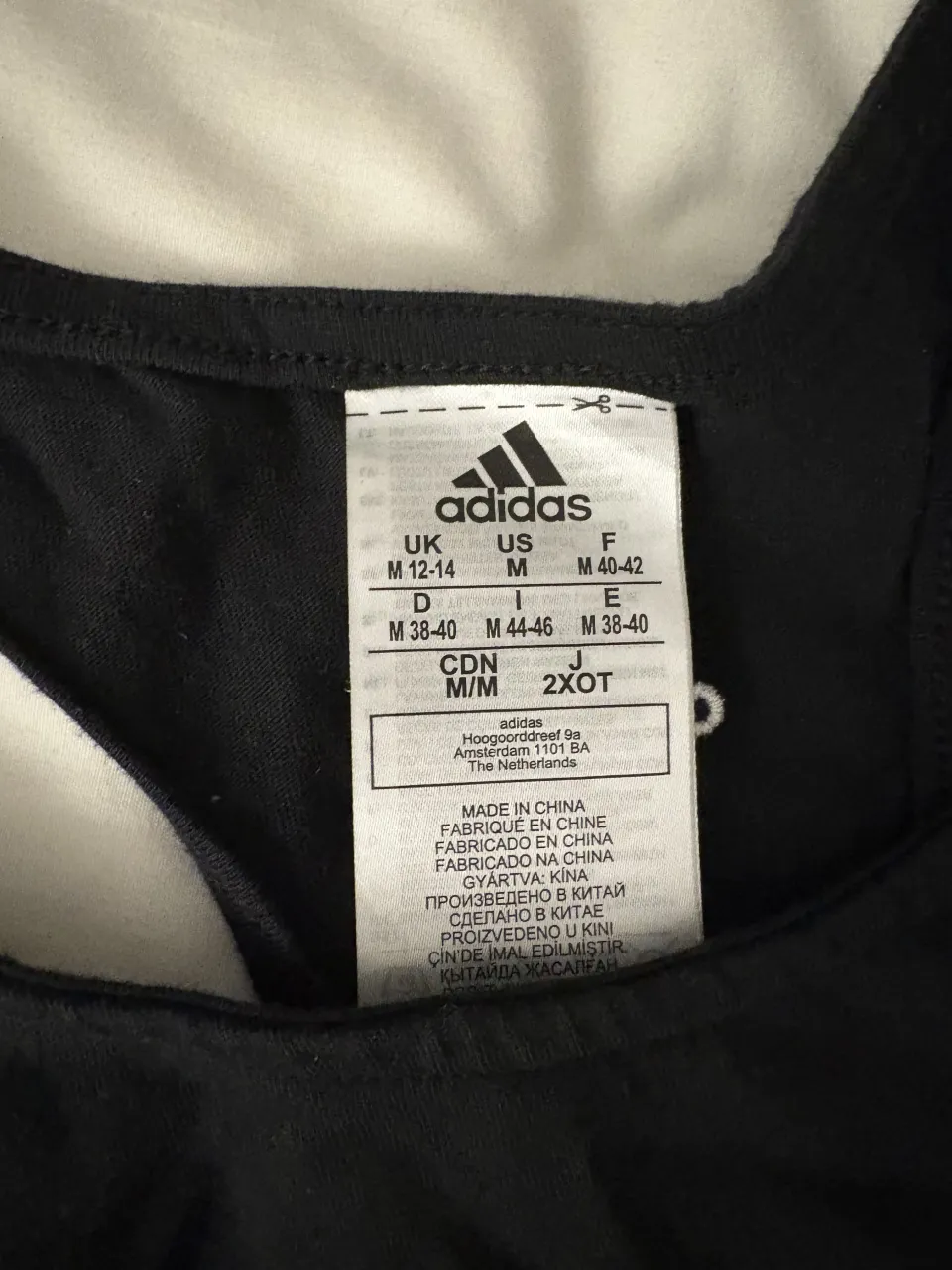Musculosa adidas - Vista 2