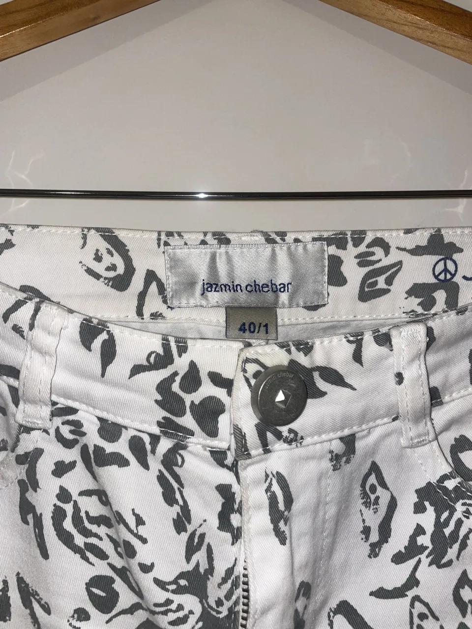 Jean Jazmín Chebar - Vista 2