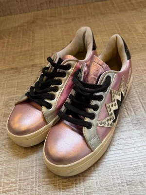 Sarkany · Talle AR 36