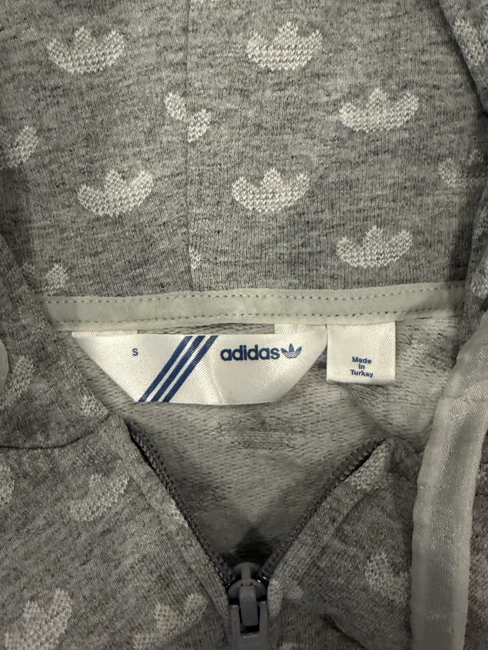 Buzo adidas - Vista 3