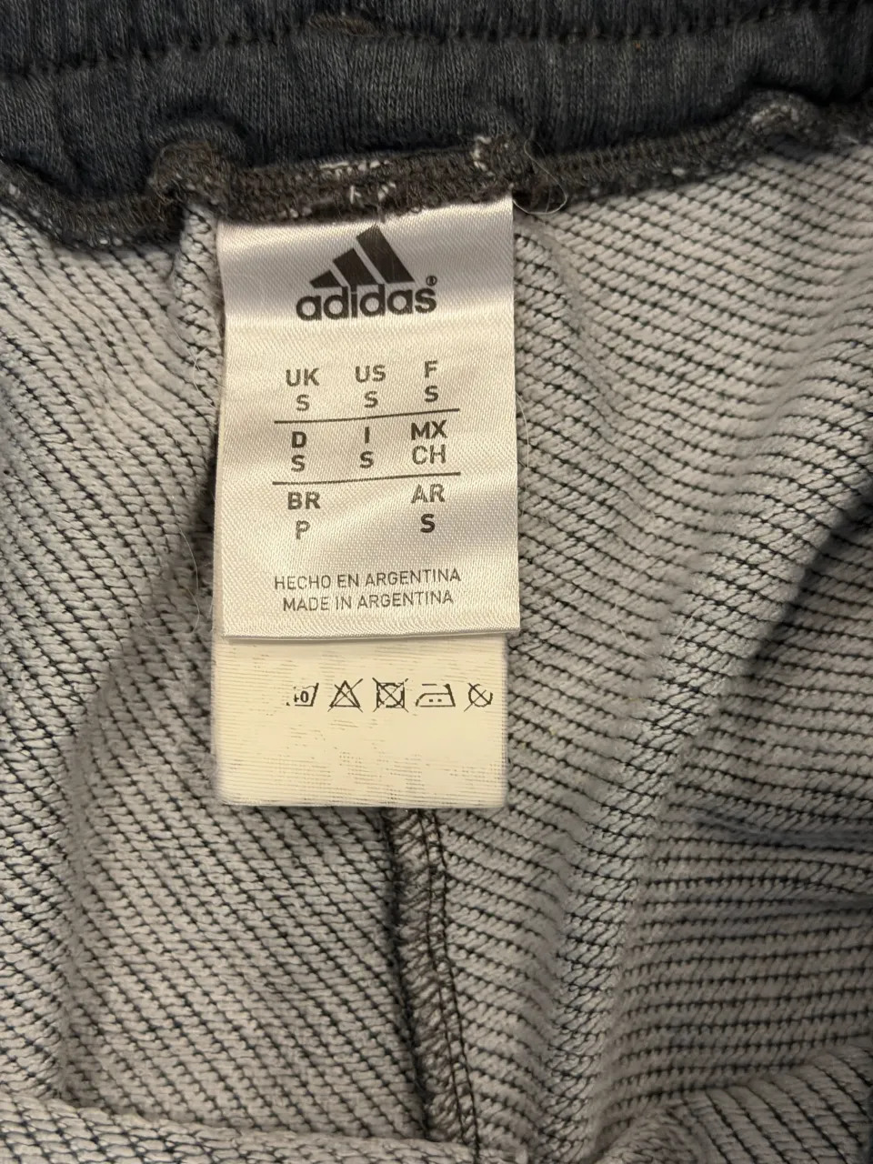 Pantalón adidas miniatura 2