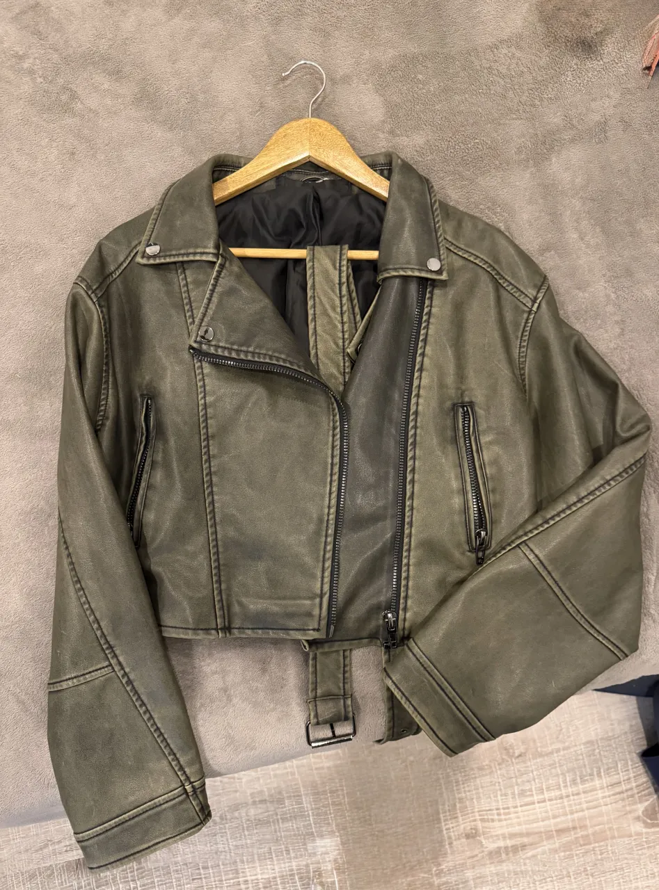 Campera La tiendita - imagen 1