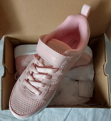 Skechers