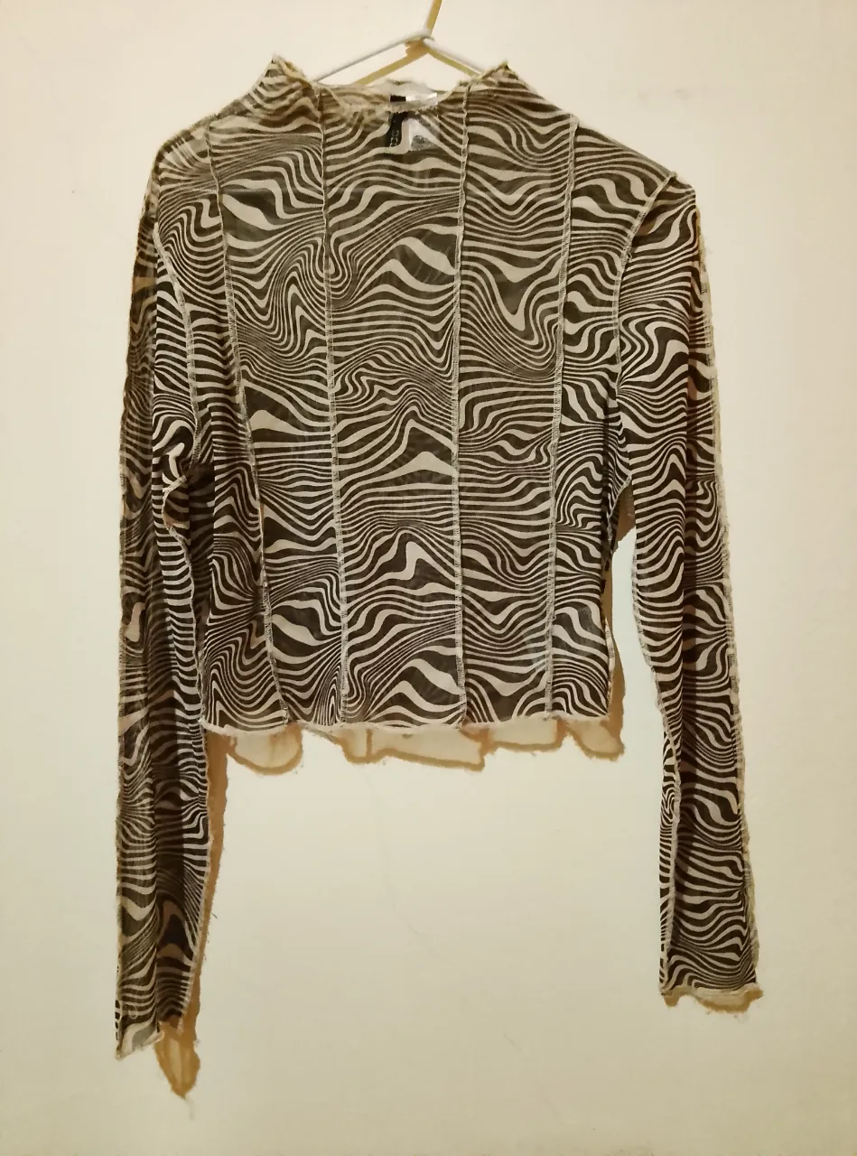 Remera H&M - imagen 1